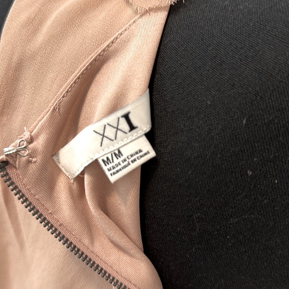 Like New Blush Cocktail Dress - Picture 7 of 8